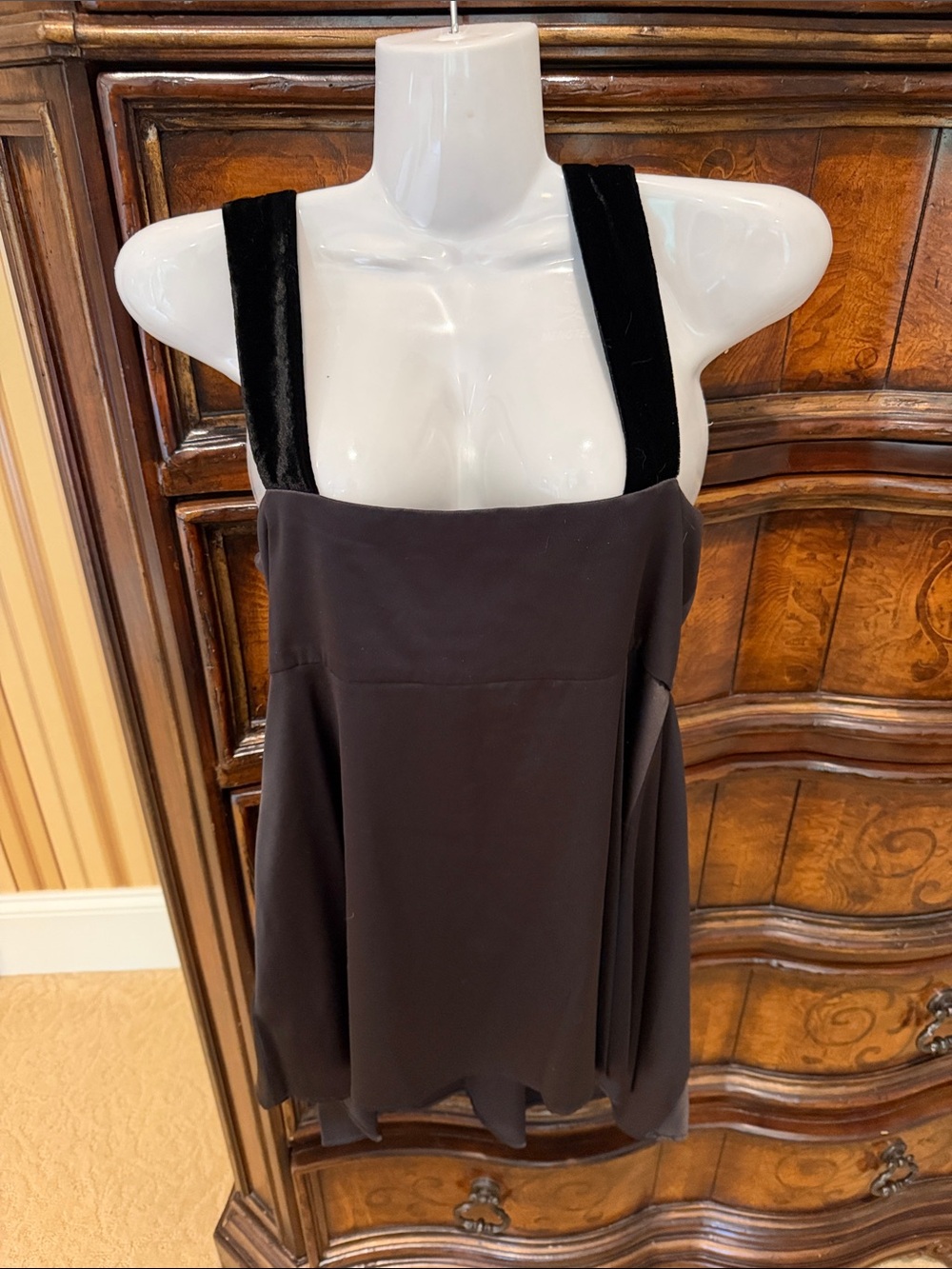 Black silky Sleeveless Square-Neck Tank with Velvet Straps